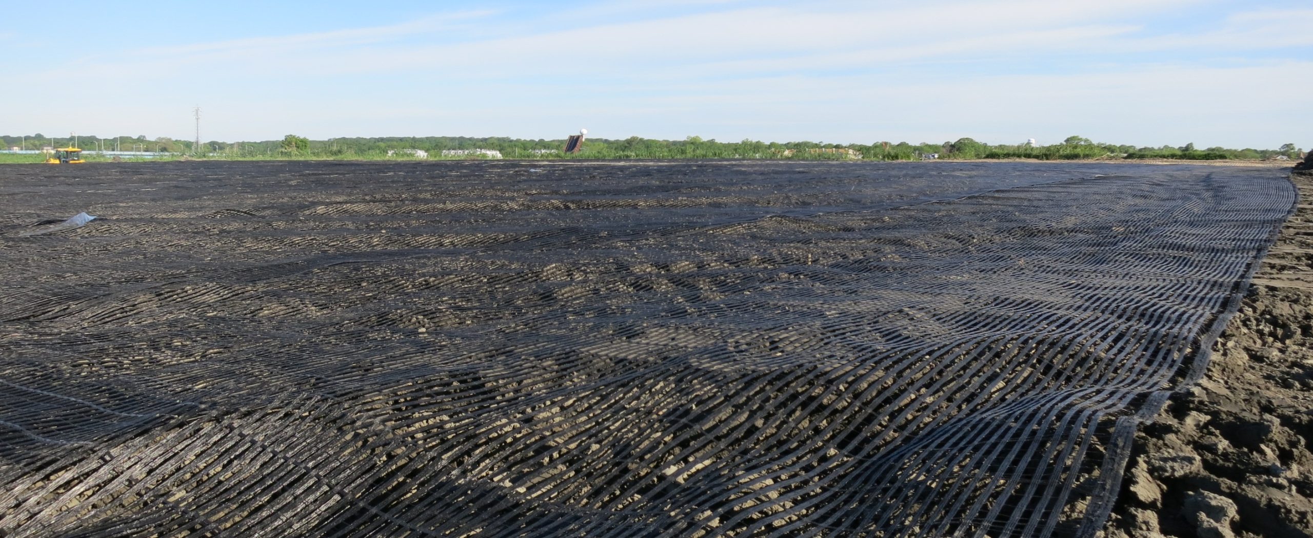 advantages and disadvantages of geosynthetics
